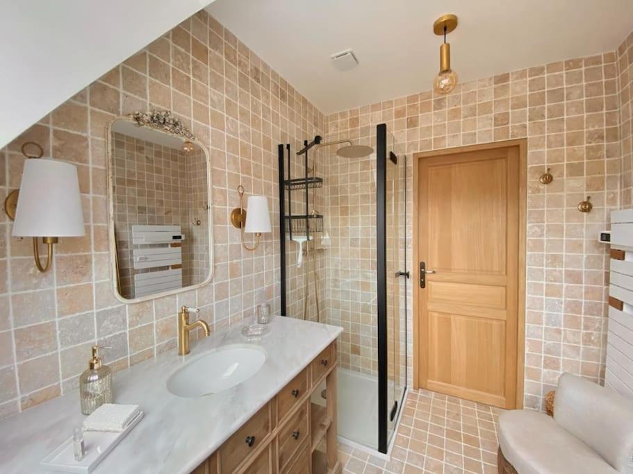 Le Pigeonnier / Gite De Charme 1 A 4 Pers 80 M² Cambrai Exterior photo